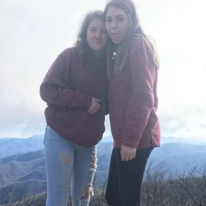 Meet your Posher, Casey